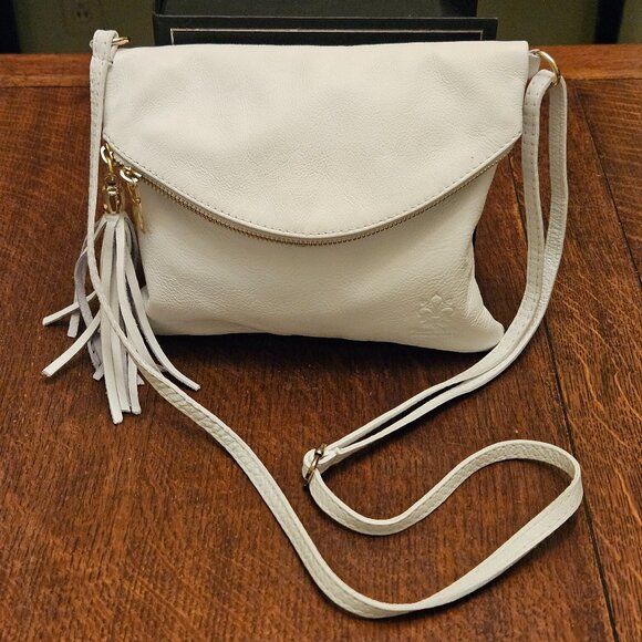 New Vera Pelle Italian Leather White Fringed Zippered Small Crossbody - Picture 1 of 7